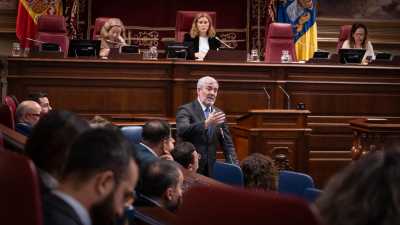 Clavijo asegura que el Gobierno, con sus aciertos y errores, ha mejorado la situación de Canarias en 2025