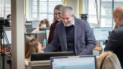 Clavijo: “Los nuevos canales de comunicación del 012 permiten acercar más la Administración a la población”