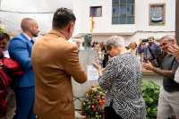 Gáldar descubre un busto en honor a Julio Almeida en la Plaza de San Isidro