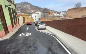 La calle Bentejuí reabre al tráfico tras la obra del ensanchamiento de la vía