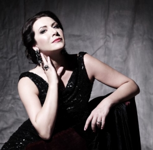 La soprano Cellia Costea sustituye a Latonia Moore en la Aida en concierto que inaugura la temporada 22-23 de la Orquesta Filarmónica de Gran Canaria