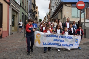 Los CEIP  Nicolás Aguiar y Miguel Santiago celebraron esta mañana una marcha solidaria contra la leucemia infantil