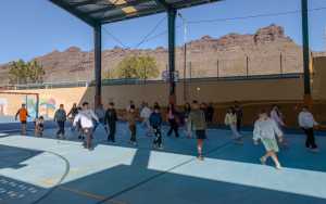 El Ayuntamiento de Mogán lleva la danza urbana a los centros educativos