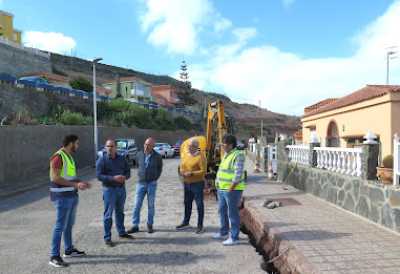 El Ayuntamiento de Guía inicia las obras de renovación de la red de abasto de la Urbanización Los Sauces