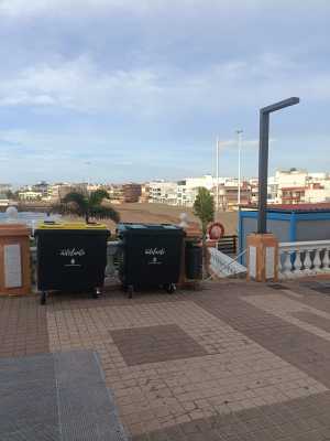 Las playas de Telde inauguran horario de verano por el inicio de la temporada alta y se refuerza el servicio de contenedores