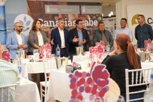 El mejor vino de Canarias se elige entre 227 muestras de 60 bodegas en el Concurso Agrocanarias