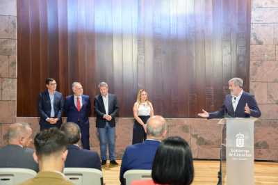Gobierno, Estado y Cabildo de Tenerife suscriben un protocolo que garantiza la financiación del tren en la isla