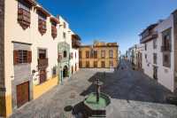 El Cabildo grancanario exhibe su músculo cultural en la Feria Cultural que este sábado ocupa la Plaza del Pilar Nuevo de Vegueta