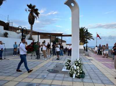 Flores y música en Ojos de Garza por el 16º aniversario del accidente del vuelo JK5022