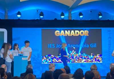 El Ayuntamiento de Telde felicita a los alumnos del IES José Arencibia Gil tras ganar el concurso nacional ‘Finanzas para todos’