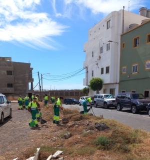 Telde pone en valor el trabajo de los operarios del servicio de limpieza por la efeméride de San Martín de Porres