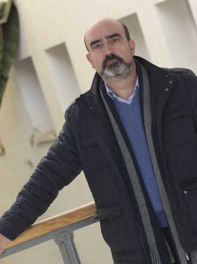 ¿Hablamos bien los canarios? El catedrático y académico Gonzalo Ortega responde en una conferencia