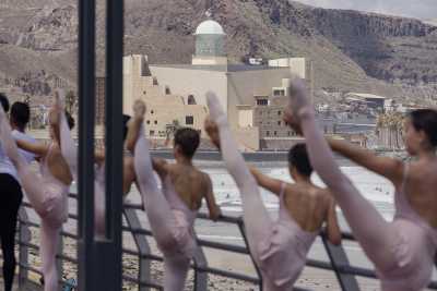 Una “megabarra”, exhibiciones y una clase magistral a pie de calle para celebrar el Día Internacional de la Danza en Las Palmas de Gran Canaria