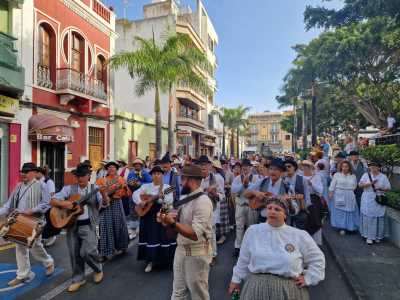 Festejos invita a los colectivos de la ciudad a participar en la romería de San Juan Bautista