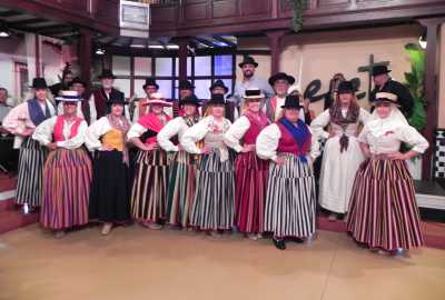 La música de raíz y la romántica serán las protagonistas del Tenderete de este fin de semana