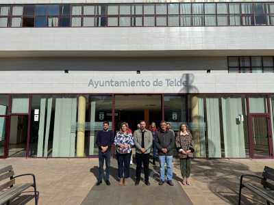 Telde guarda un minuto de silencio por las dos víctimas de asesinatos machistas en Valencia y Tarragona