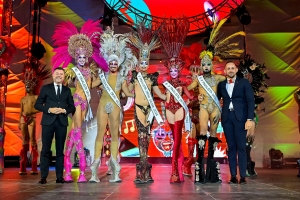Drag Kálik se corona Drag Queen del Carnaval de Gáldar 2024