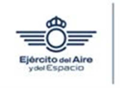 Más de 170 amantes de la aviación participan en la jornada de spotters del ejercicio internacional Ocean Sky 2025 en la Base Aérea de Gando