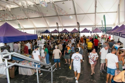 El atún y los productos del mar de Mogán desbordan poderío en su sexta Feria