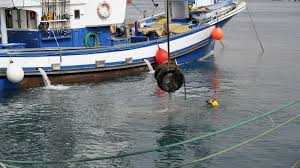Mogán retira más de 3 toneladas de residuos de los fondos marinos de sus puertos
