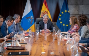 El Gobierno fija sus prioridades para 2024 y apuesta por el diálogo para sellar un frente común en defensa de Canarias
