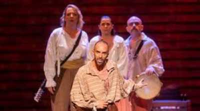 Piratas, música y poesía se dan cita este jueves en el Teatro Hespérides con el espectáculo ‘Como chispa de cañón’