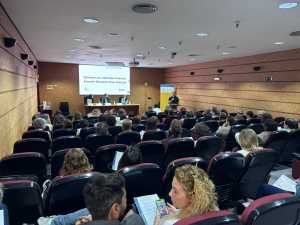 Más de un centenar de profesionales participan en las primeras jornadas sobre el abordaje de la fragilidad en Atención Primaria