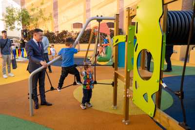 Gáldar estrena la reforma integral del parque infantil de la calle Músicos Batista, en San Isidro