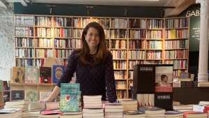 La Biblioteca Insular acoge la tercera edición del taller ‘Literatura epistolar’, impartido por la periodista y escritora Andrea Cabrera Kñallinsky