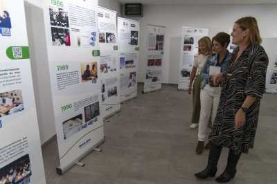 Mogán acoge la exposición que  celebra los 60 años de ecca.edu